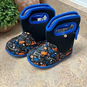 Baby Bogs size 5